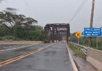 Interdição da alça de acesso.